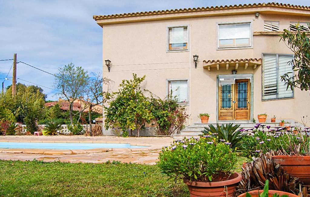 Awesome Home In Santa Cristina Daro With 4 Bedrooms, Wifi And Outdoor Swimming Pool photo 2