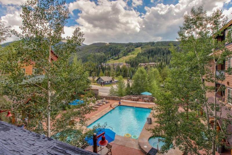 Cozy and Quaint 1 Bedroom Condo in the Heart of River Run Village image