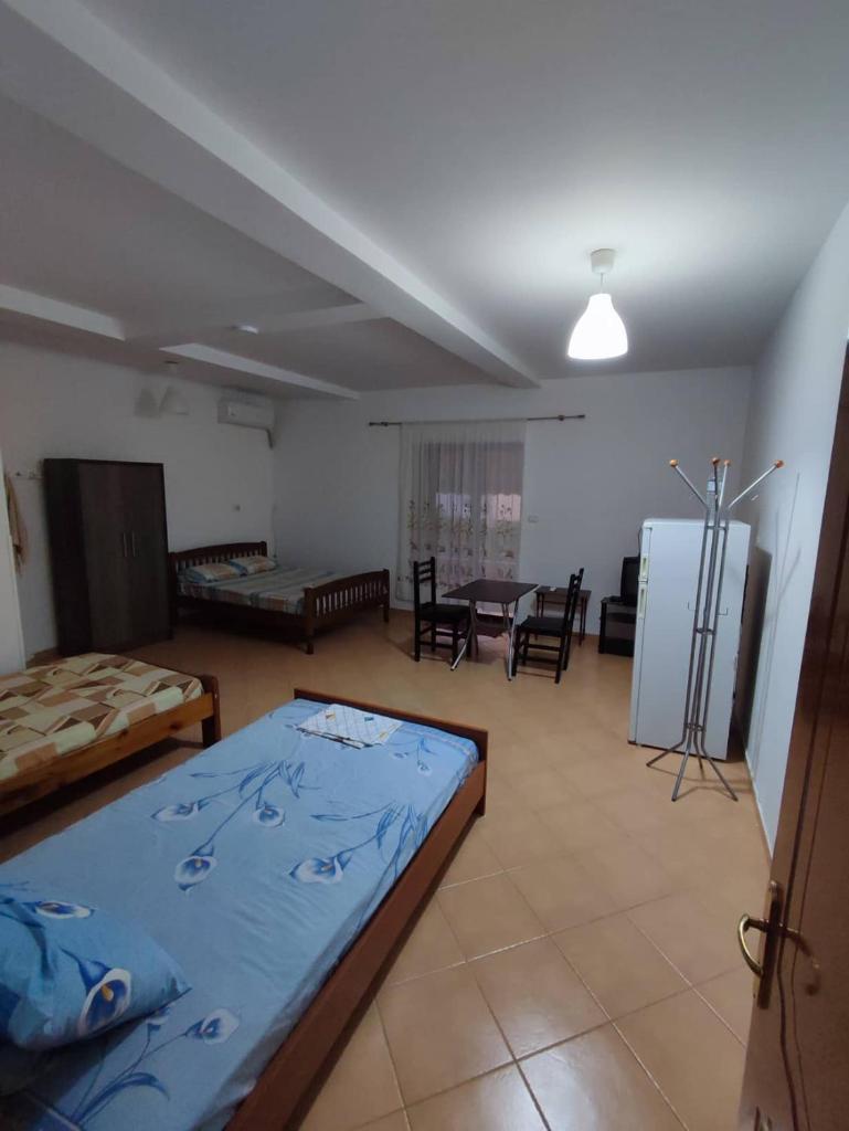 Fioris Apartments