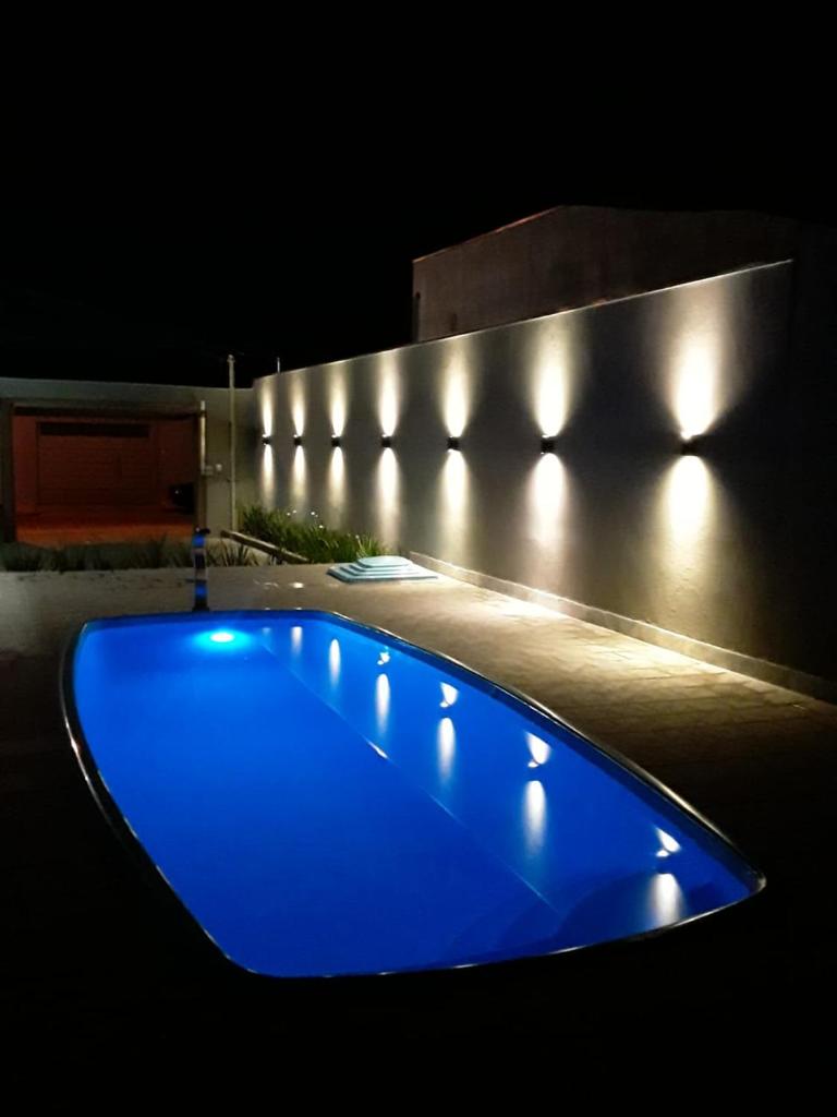casa inteira com 3 suites e área de lazer