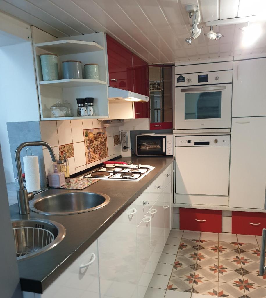 Maison bord de Marne 8min disneyland et val d'Europe photo 2