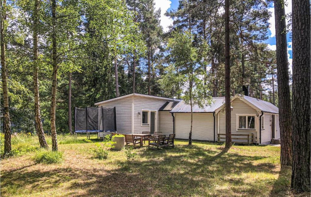 Stunning Home In hus With 2 Bedrooms And Wifi photo 1