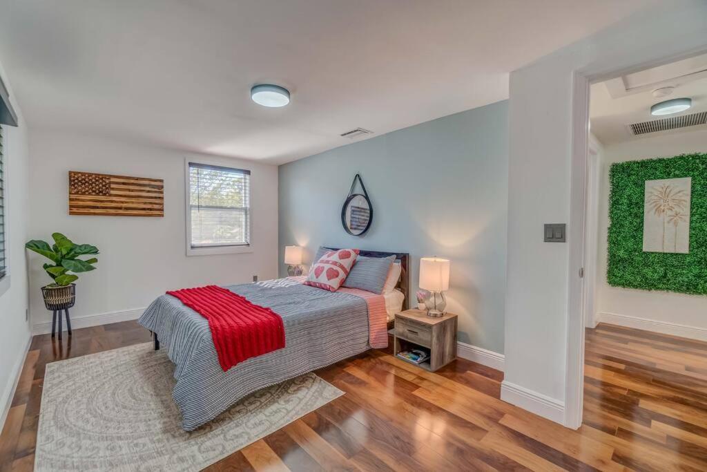 Casa Stellata downtown Sarasota 3 Blocks to Bay photo 3