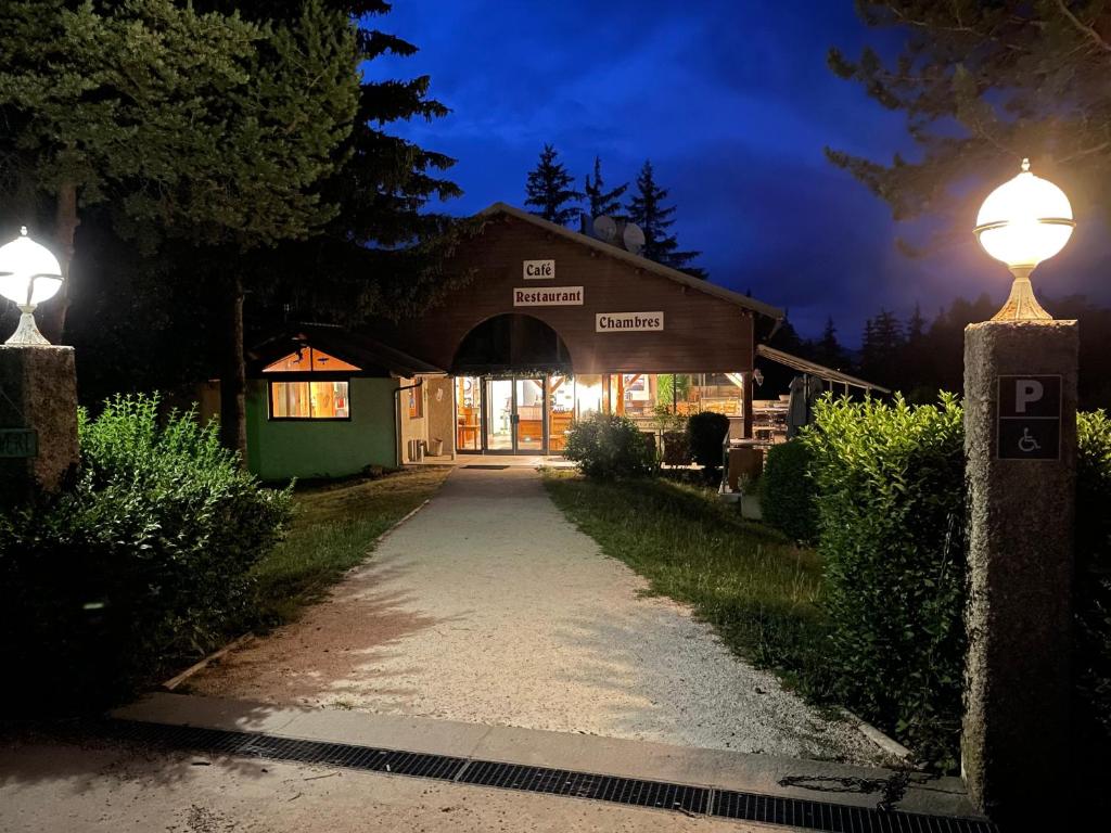 Logis Le Chalet photo 4