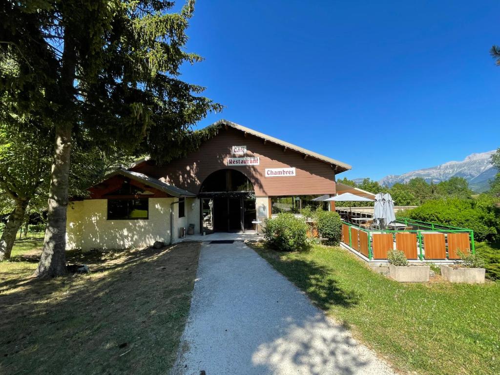 Logis Le Chalet photo 3