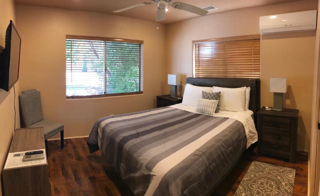 Mountain View 1 Bedroom Apartment, Unit B, Private Entrance