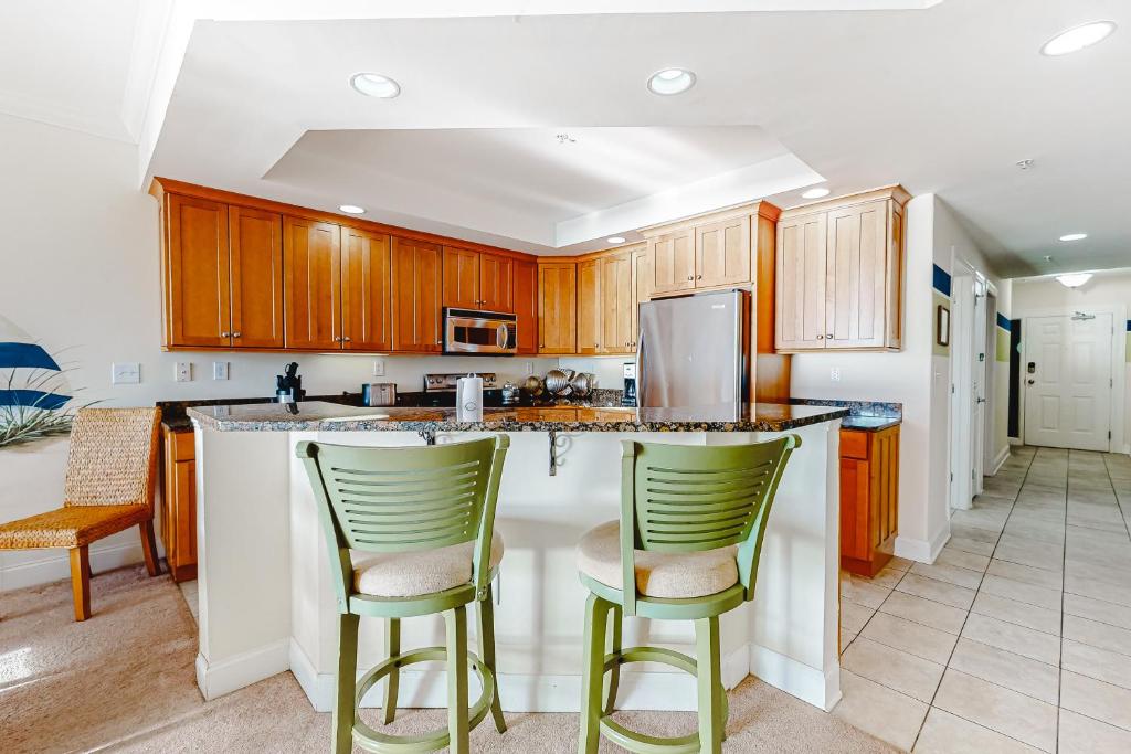 Belmont Towers 505 photo 2