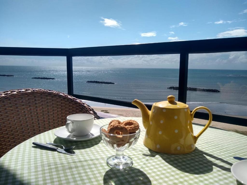Charmoso Apartamento com Varanda à Beira Mar photo 2
