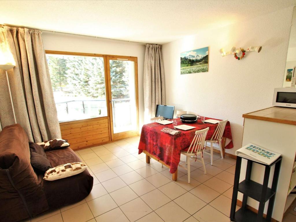 Appartement La Salle-les-Alpes, 2 pièces, 5 personnes - FR-1-330F-73 photo 1