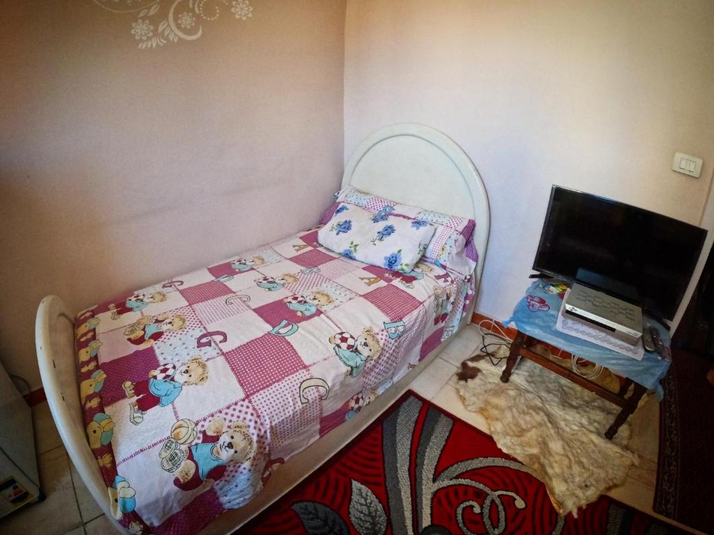 Room in Apartment - Best Price In Downtown, Walk Everywhere photo 2