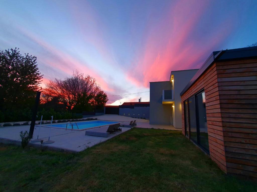 Luxury Villa With Swimming pool A&N photo 4