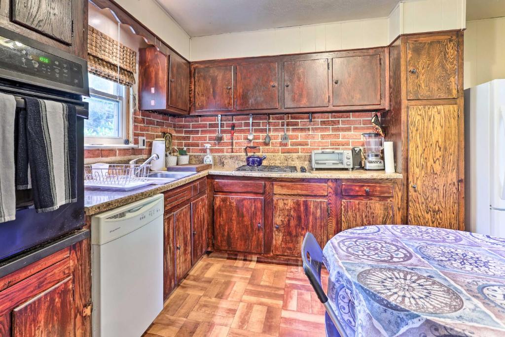 Family-Friendly Allentown Abode with Backyard! photo 1