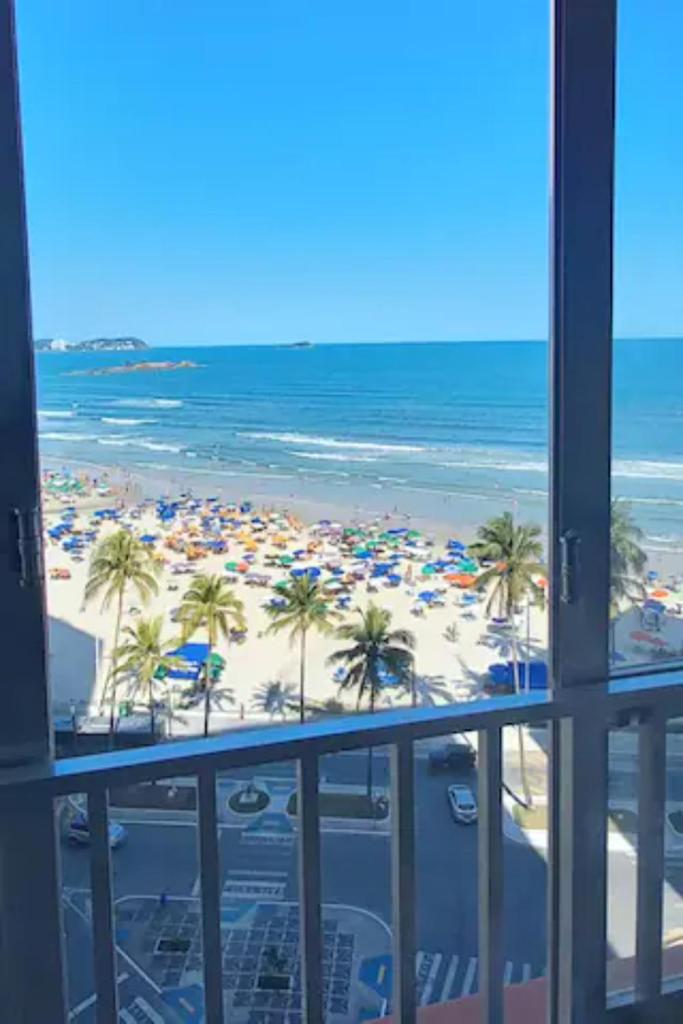 Vista Maravilhosa de frente para o Mar. Pé na Areia! Vaga na Garagem. photo 1