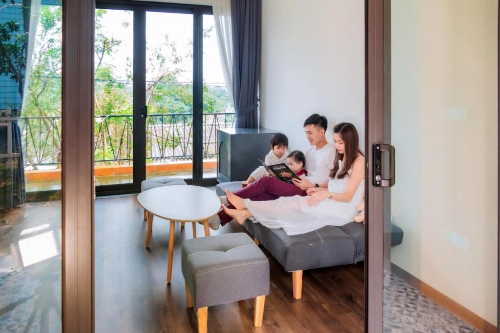 AKECHI 'S GARDEN - Venue Travel