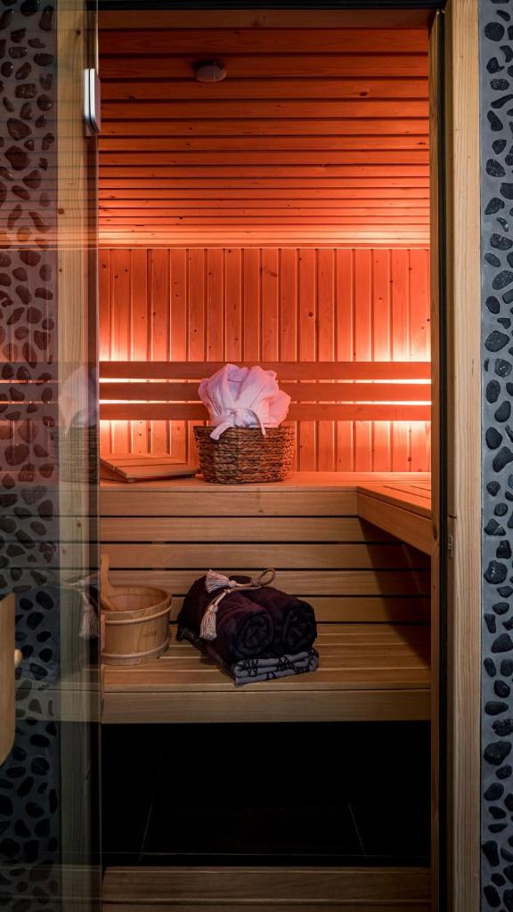 Romantic Wellness BnB Noordwijk photo 4