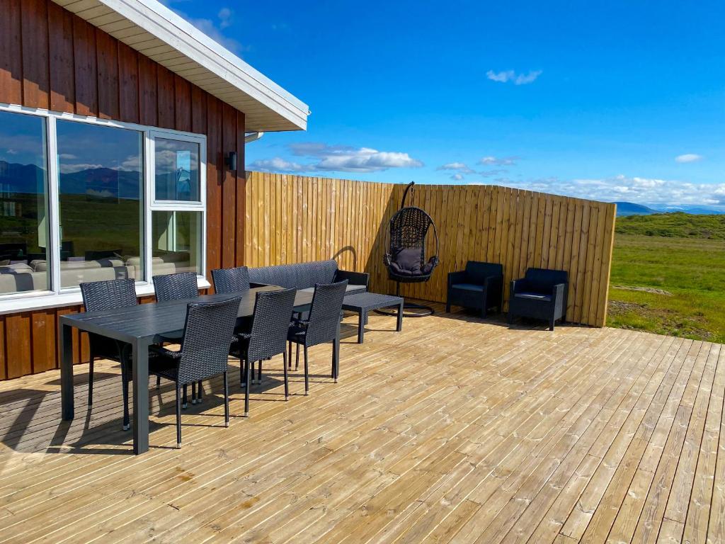 Beautiful house in the nature of West Iceland photo 2