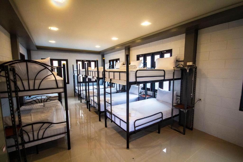 Billabong Hostel photo 1