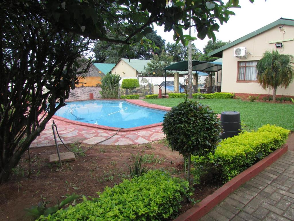 Lalamnandzi1 photo 1