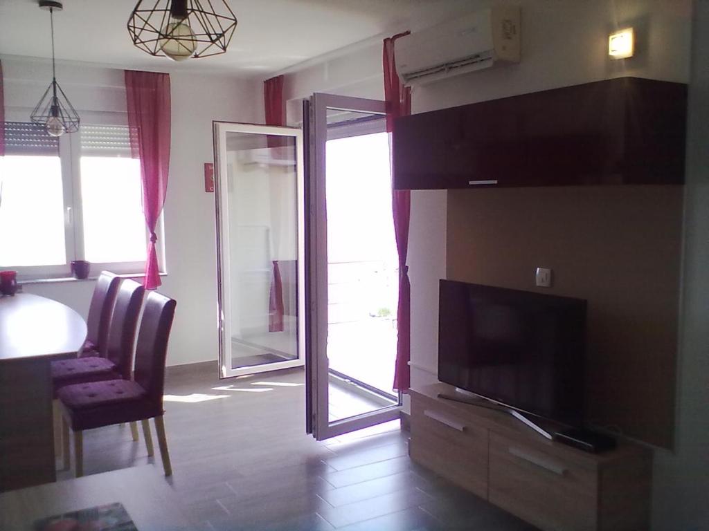 Apartman Mihalj Zadar-Rtina Miletici photo 1