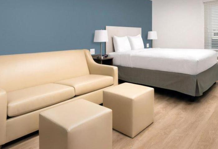WoodSpring Suites Littleton-South Denver photo 4