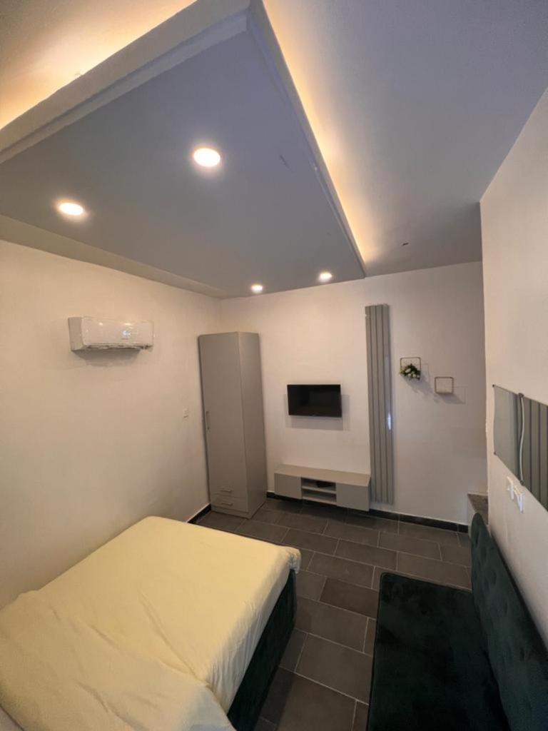 Luxury Studio Flat With Pool at Kingsland Lekki