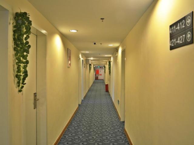 7Days Inn Zhuhai Jida Zhongdian Mansion photo 3