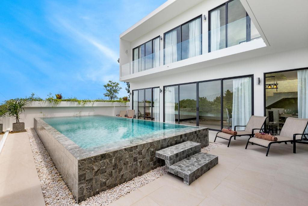 Areeya Villa Layan Phuket photo 3