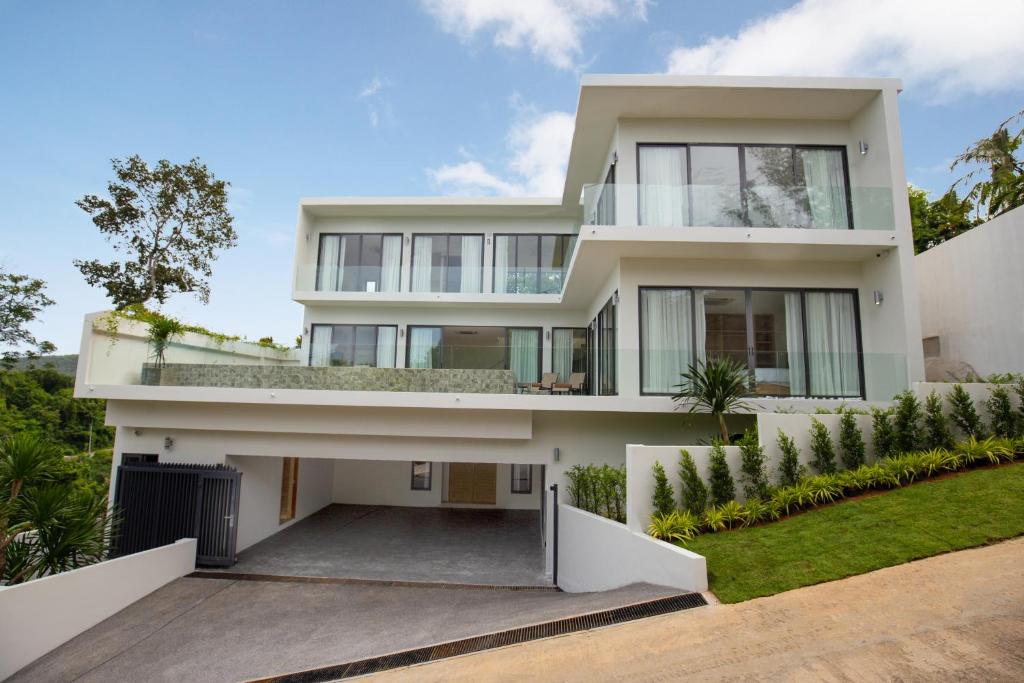 Areeya Villa Layan Phuket photo 2