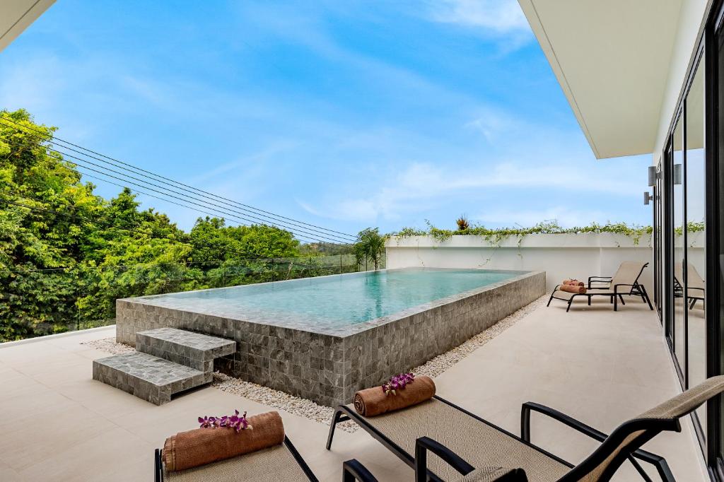 Areeya Villa Layan Phuket photo 4