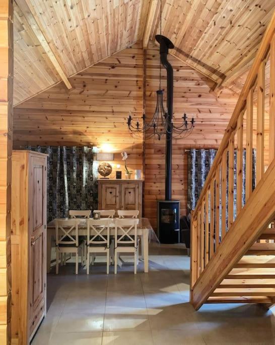 Chalet Le Familial - SPA & SAUNA - Serviettes - Peignoirs - Lits faits - Ménage inclus photo 4