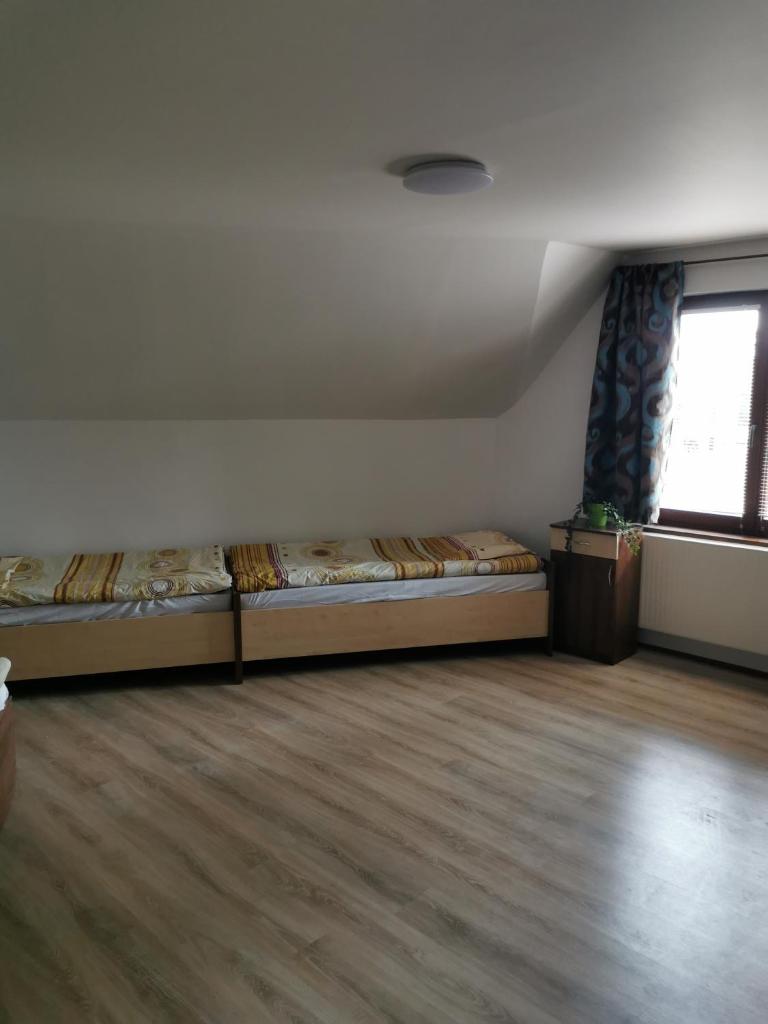 Noclegi Piotrków Tryb photo 1