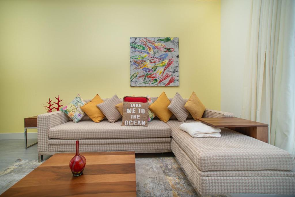 Luxury 1 bed apartment near Seven Mile Beach at The Grove - Villa Pina Colada photo 1