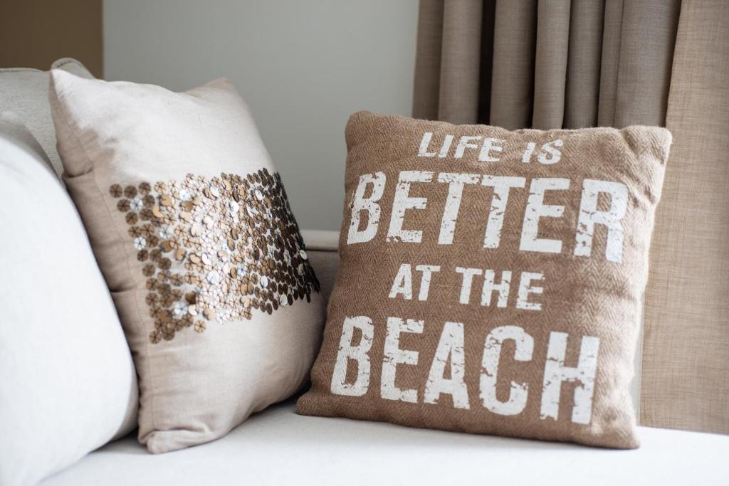 Luxury 1 bed apartment near Seven Mile Beach at The Grove - Villa Gypsy Soul photo 3