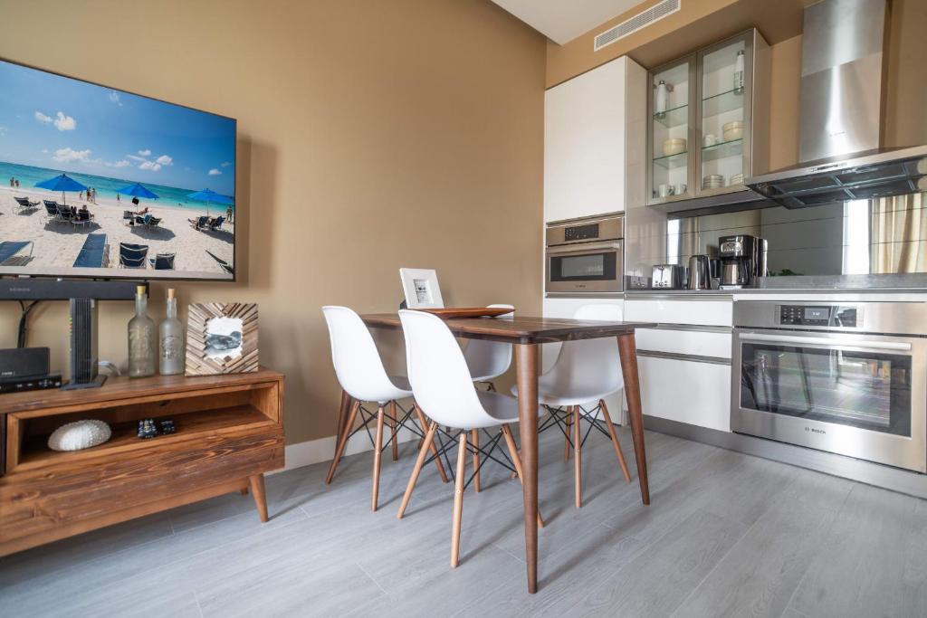 Luxury 1 bed apartment near Seven Mile Beach at The Grove - Villa Nature Bliss photo 2