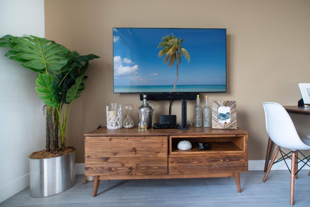 Luxury 1 bed apartment near Seven Mile Beach at The Grove - Villa Nature Bliss photo 3