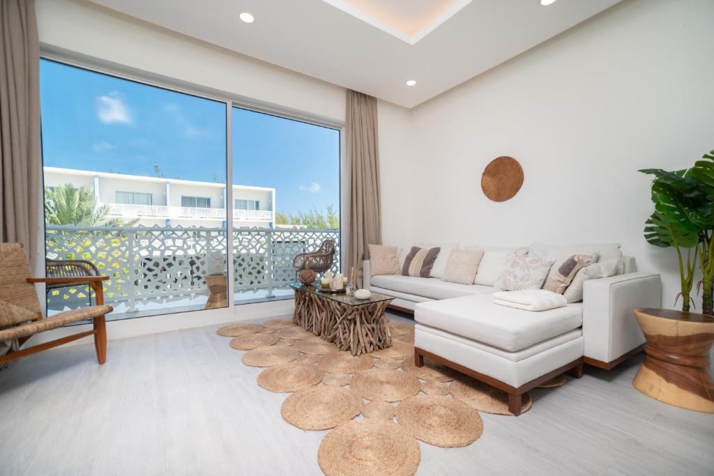Luxury 1 bed apartment near Seven Mile Beach at The Grove - Villa Zen photo 1