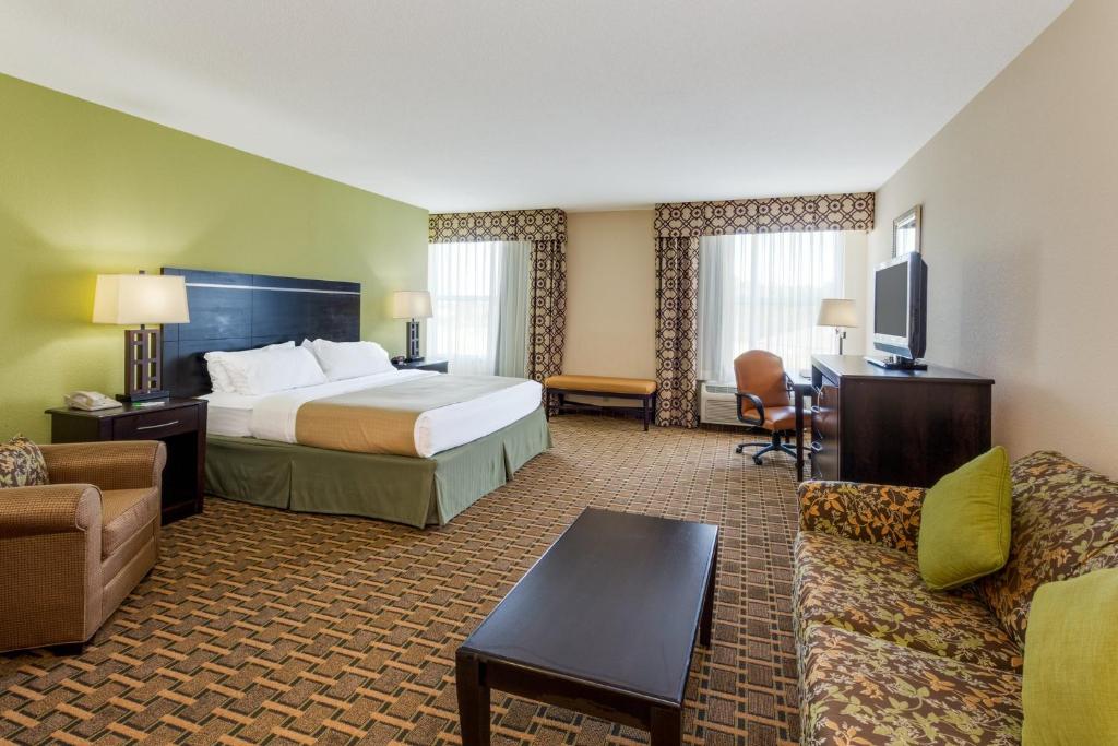 Holiday Inn Statesboro-University Area, an IHG Hotel photo 4