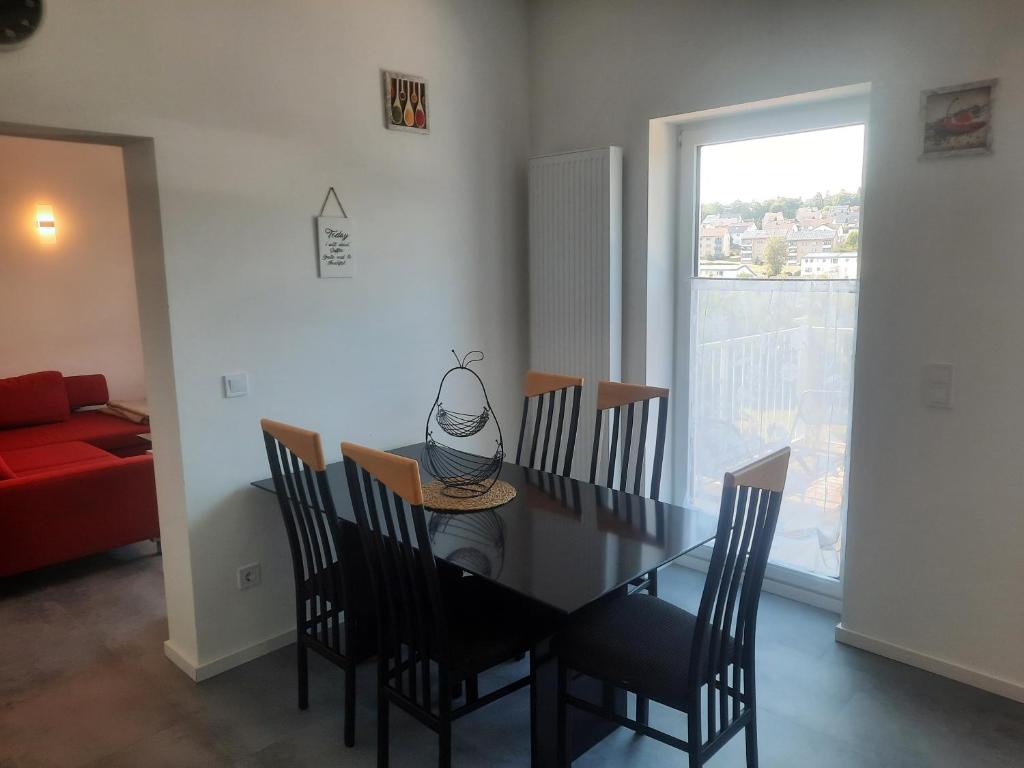 Exklusive Wohnoase mit 3 Schlafzimmern und großem Balkon in toller Lage von Melsungen photo 4