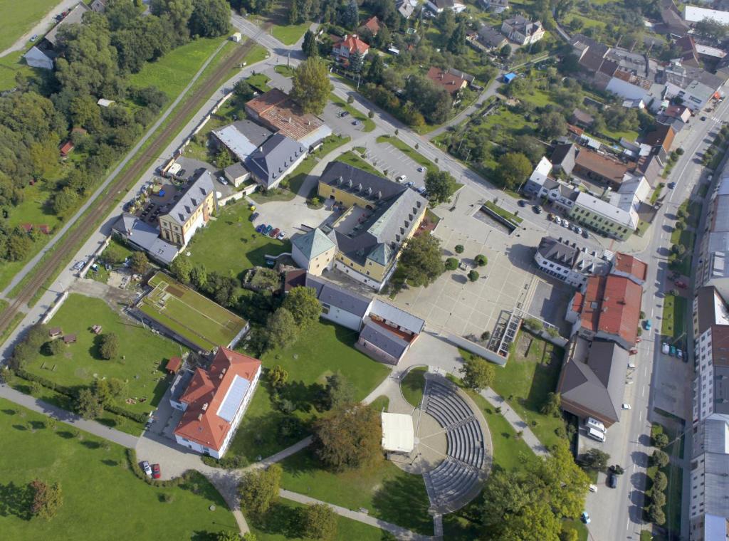 Hotel Zámek Velká Bystřice photo 3