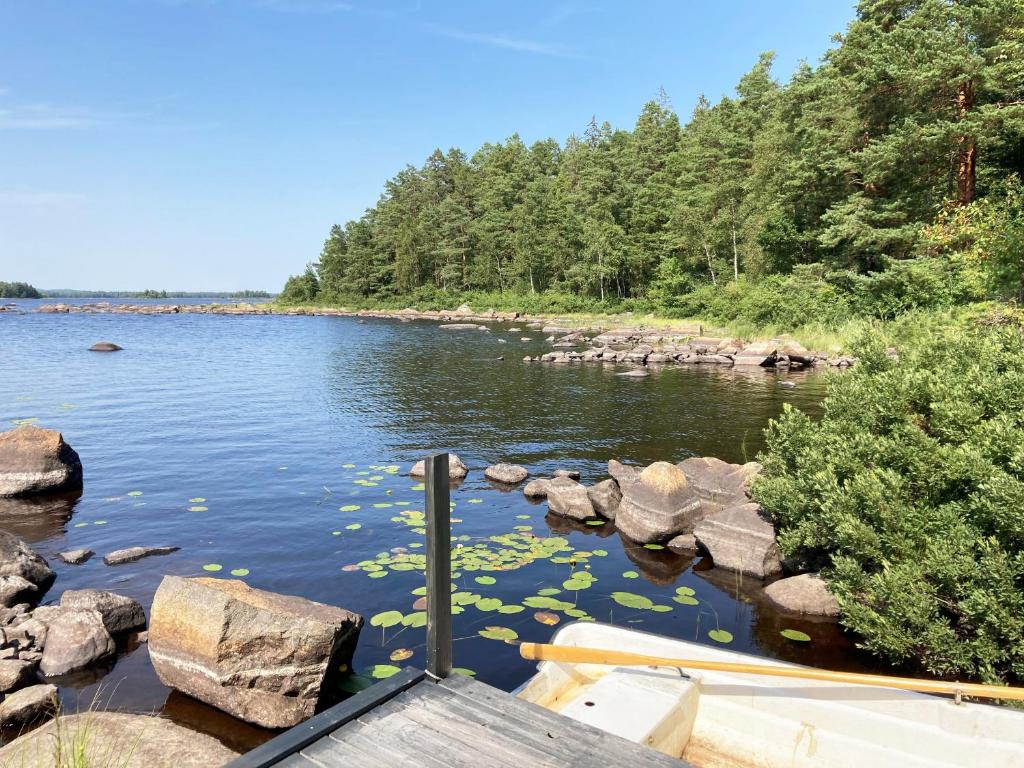 Nice holiday home with 100 meters to Lake Asnen photo 4