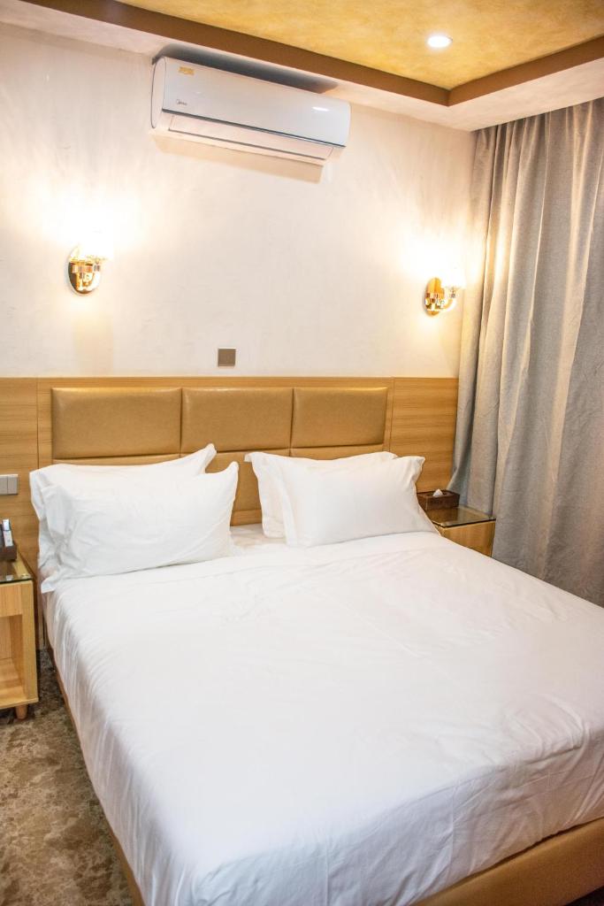 SAMI HOTEL photo 4