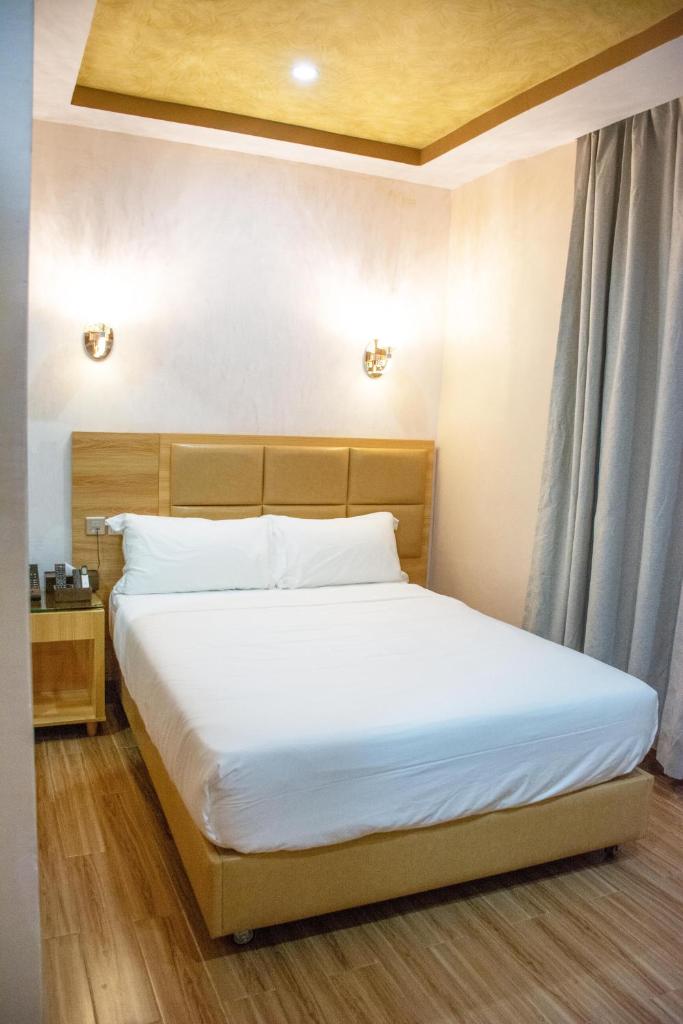 SAMI HOTEL photo 1