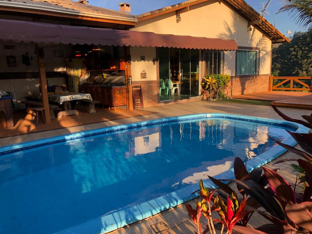 Casa nas montanhas com piscina e vista panorâmica photo 3