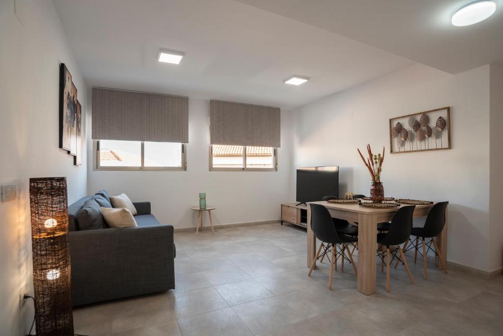 Nuevo y moderno apartamento con aire acondicionado - El Cid 4