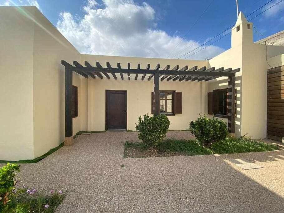 Country house with shared pool and views photo 1
