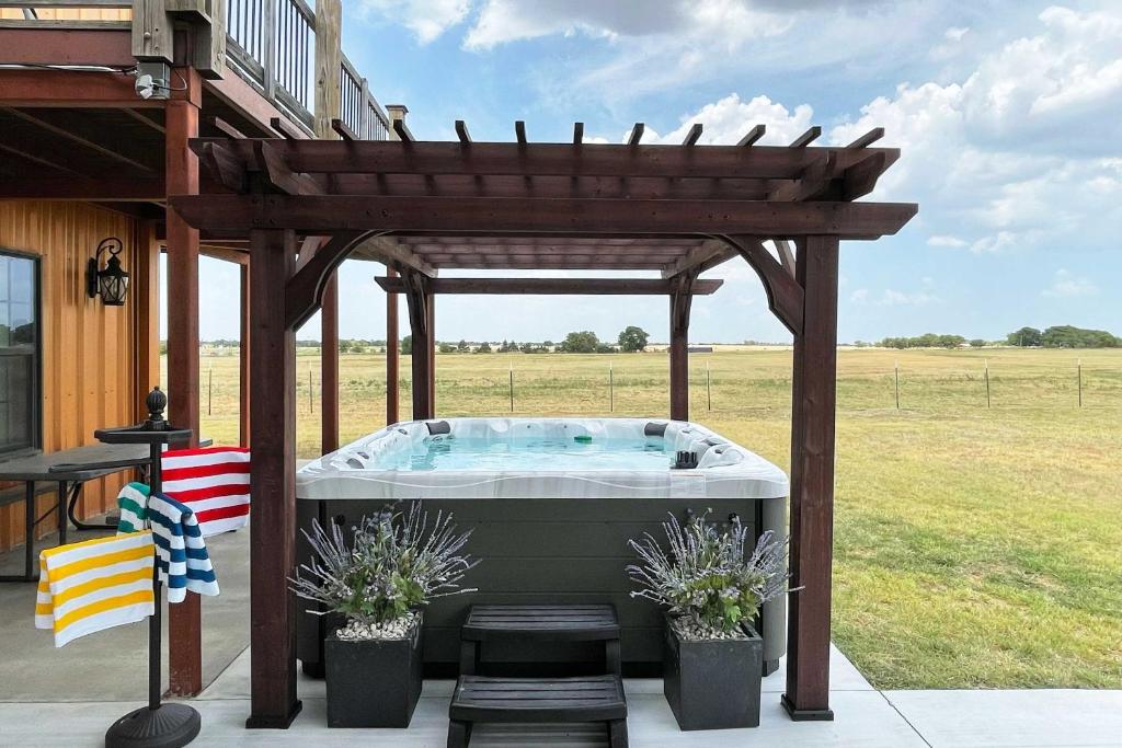 The Copper Roost Large Lake Texoma Escape! photo 1