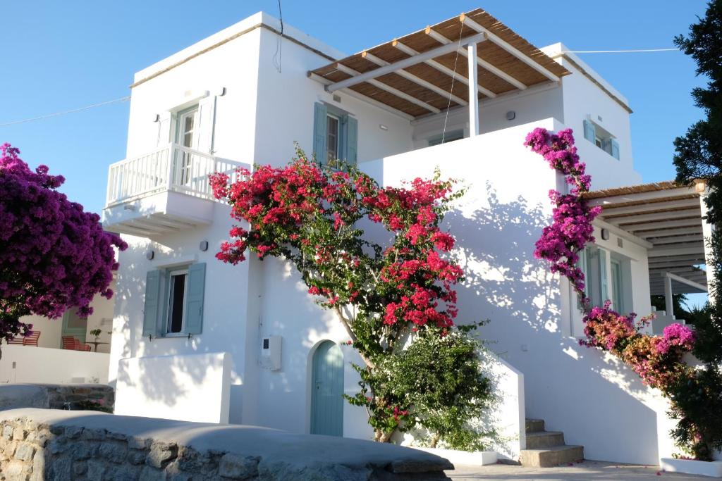 ARK Tinos photo 3