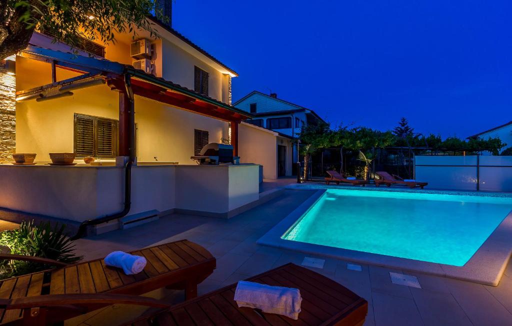 Holiday Home Villa Pula photo 2