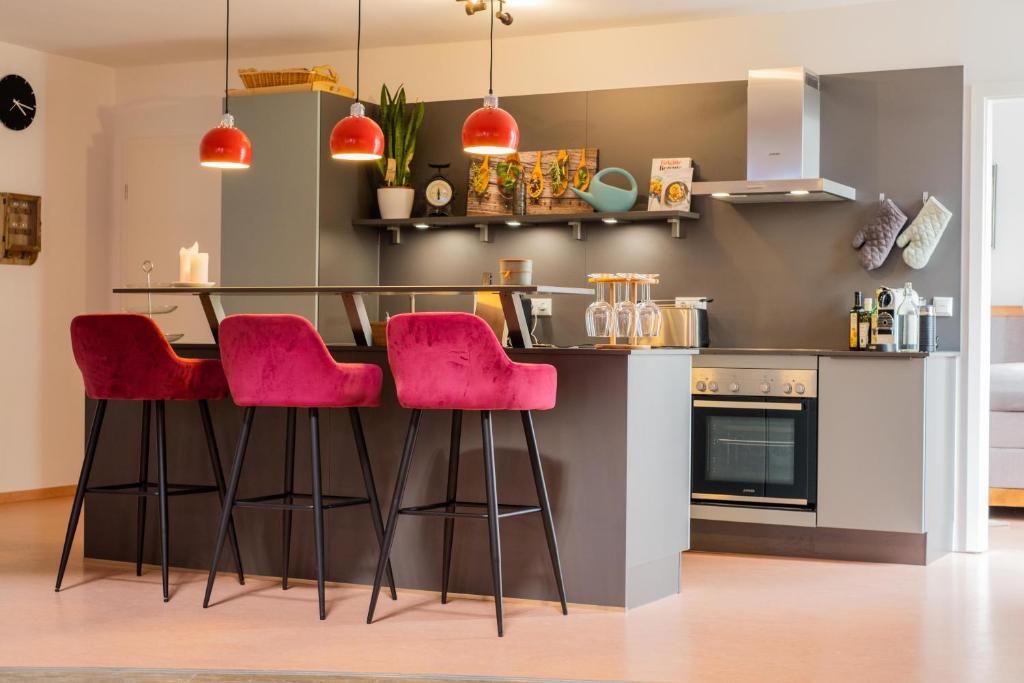 dreamcation - Ehemalige KIRCHE mit Haus bis 25 Personen, 3D-Tour, Garten, Terrasse, BBQ photo 4