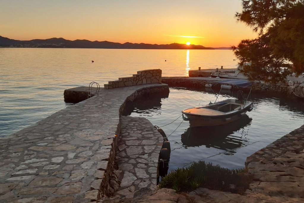Seaside secluded apartments Lavdara, Dugi otok - 8114 photo 3